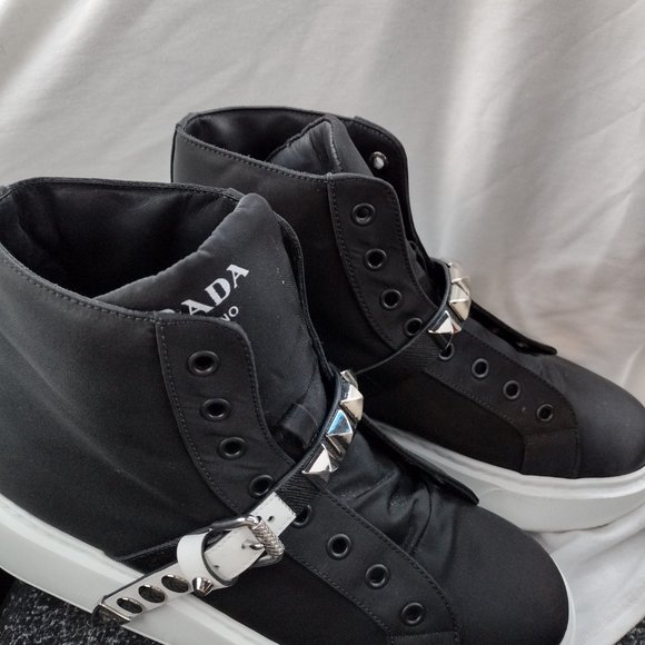 Prada studded woman shoes - Picture 2 of 4